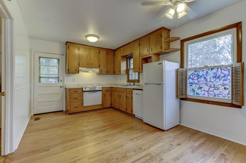 319 Jones Franklin Rd, Raleigh, NC 27606