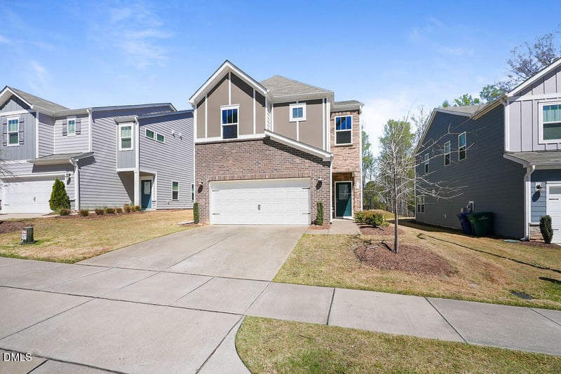 319 Joneshaven Dr, Fuquay Varina, NC 27526