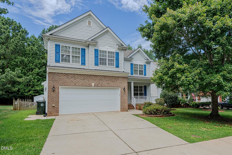 319 Large Oak Ln, Mebane, NC 27302
