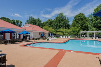 319 Large Oak Ln, Mebane, NC 27302