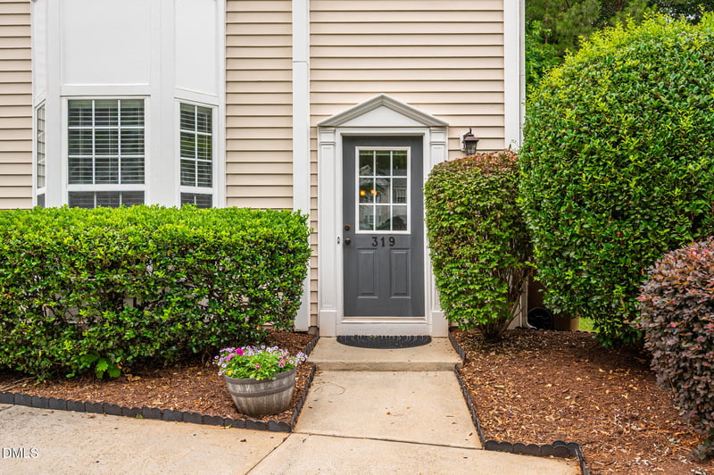 319 Orchard Park Dr, Cary, NC 27513