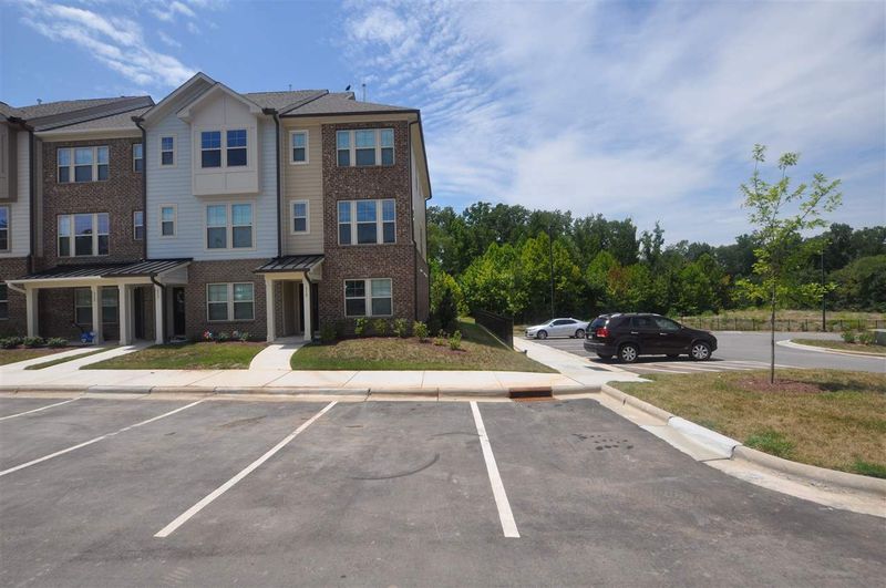 319 Rosapenna Ln, Cary, NC 27519
