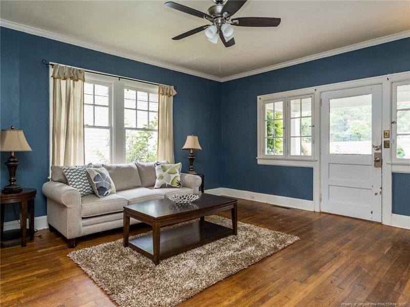 319 N Steele St, Sanford, NC 27330