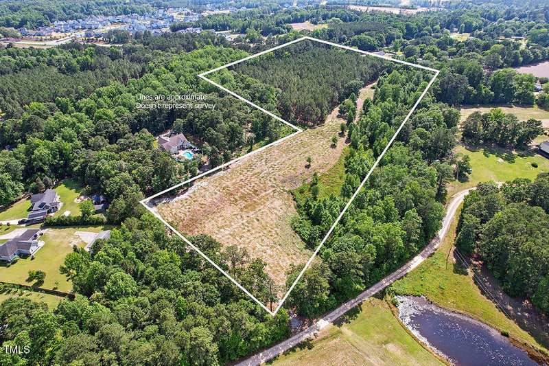 319 Vanstore Dr, Fuquay Varina, NC 27526