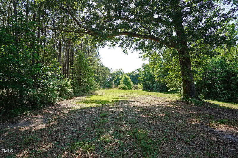 319 Vanstore Dr, Fuquay Varina, NC 27526