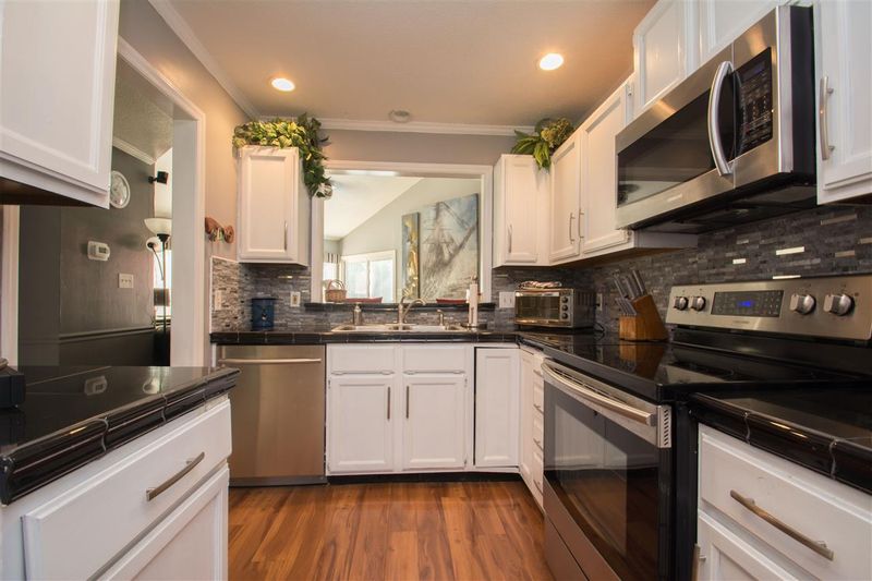 3193 Lake Wendell Rd, Wendell, NC 27591