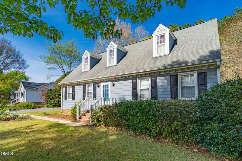 3194 Christian Light Rd, Fuquay Varina, NC 27526