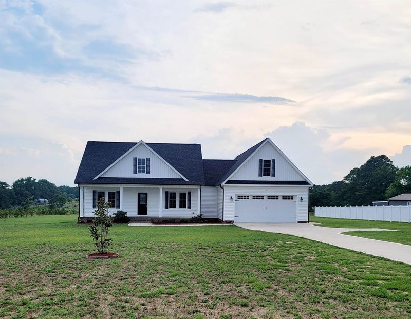 3195 Baileys Crossroads Rd, Benson, NC 27504