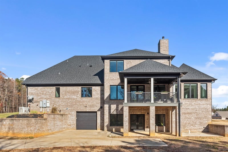 3198 Cascade Dr, Burlington, NC 27217