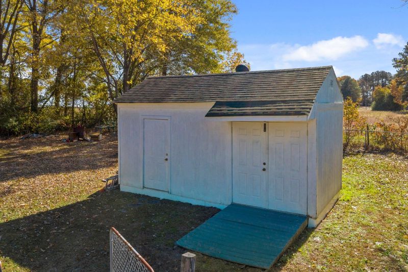 32 Bern Wilder Rd, Louisburg, NC 27549