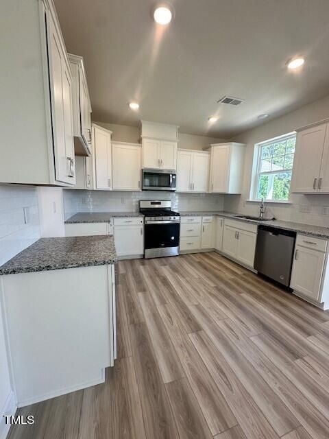 32 Blackthorn Ln, Angier, NC 27501