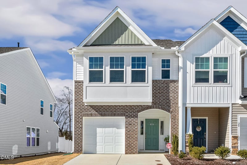 32 Bluebottle St, Angier, NC 27501