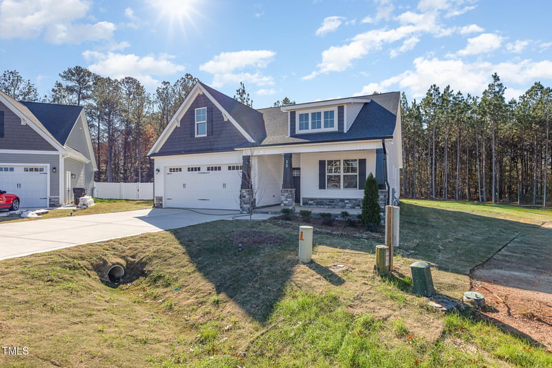 32 Bonnybrook Ct, Selma, NC 27576