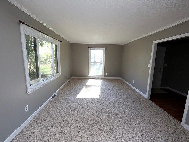 32 Highland Dr, Lillington, NC 27546