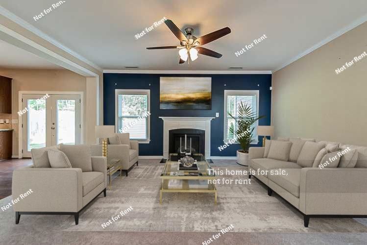 32 Oxmoor Dr, Durham, NC 27703