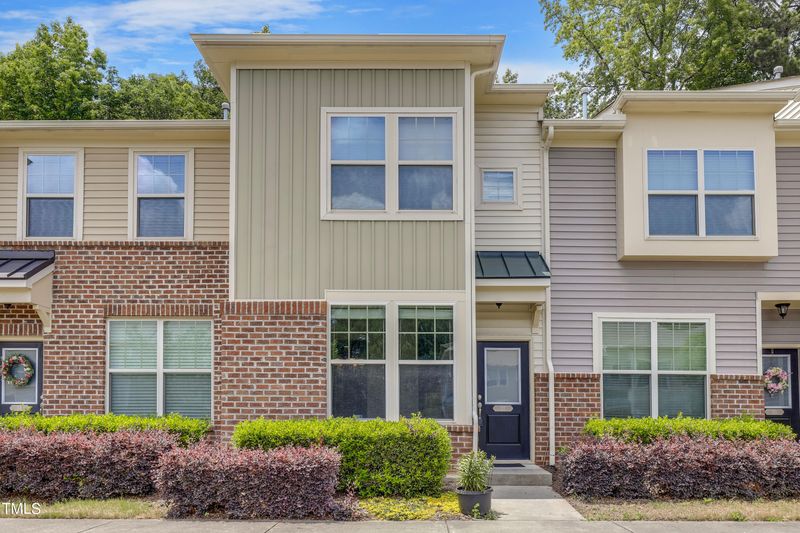 32 Pocono Dr, Durham, NC 27705