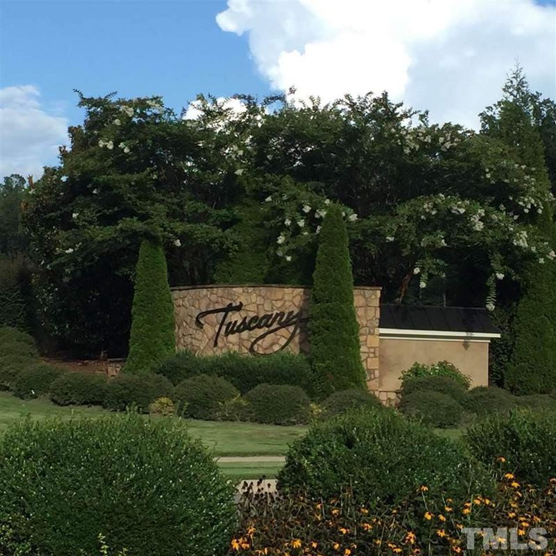32 Salerno Dr, Clayton, NC 27527
