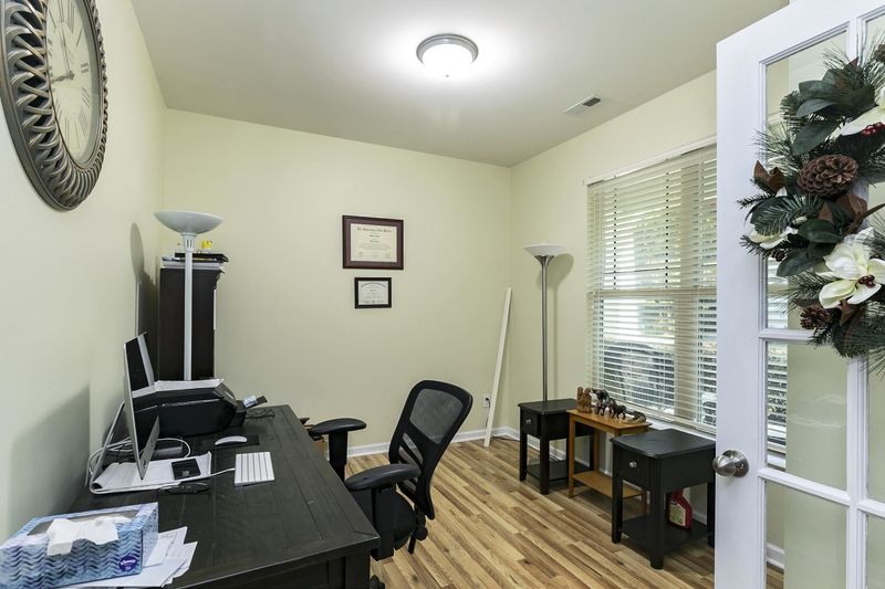 32 Saxon Ct, Clayton, NC 27527