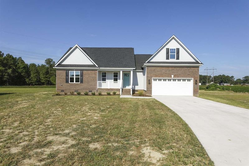 32 Shady Lane Cir, Selma, NC 27576