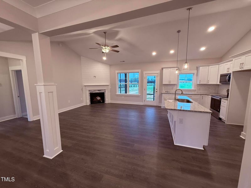 32 Tanseyleaf Dr, Smithfield, NC 27577