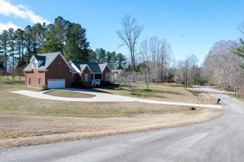 32 Valley Way, Henderson, NC 27537