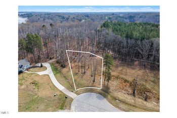 32 Waterstone Ln, Henderson, NC 27537