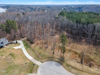 32 Waterstone Ln, Henderson, NC 27537