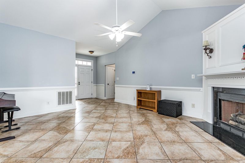 32 Wilson Creek Dr, Benson, NC 27504