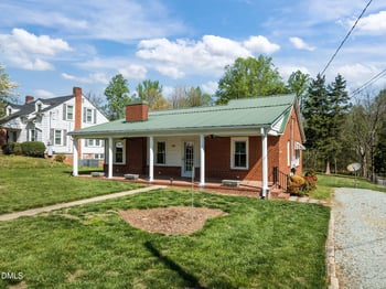 320 Barnette Ave, Roxboro, NC 27573