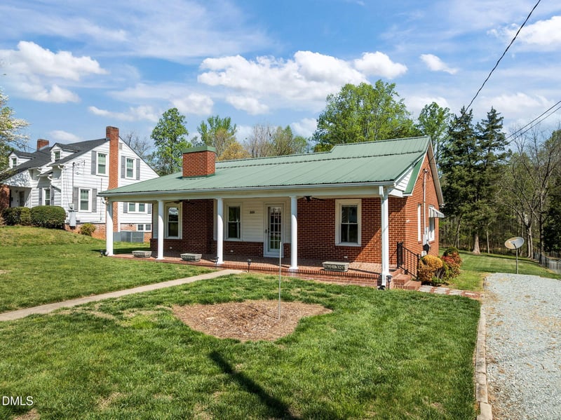 320 Barnette Ave, Roxboro, NC 27573