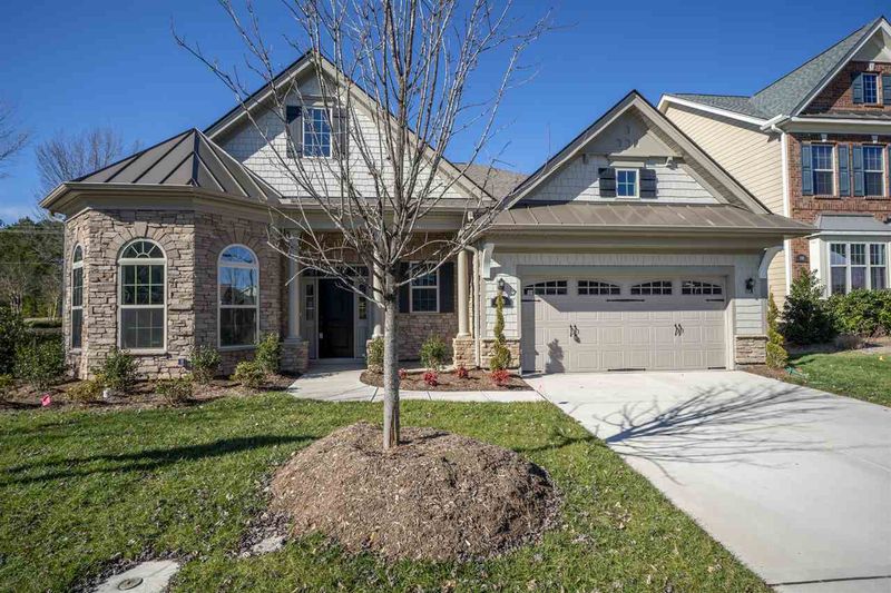 320 Bend Dr, Durham, NC 27713