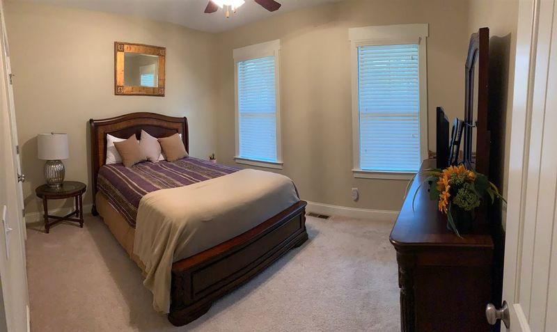 320 Bendemeer Ln, Rolesville, NC 27571