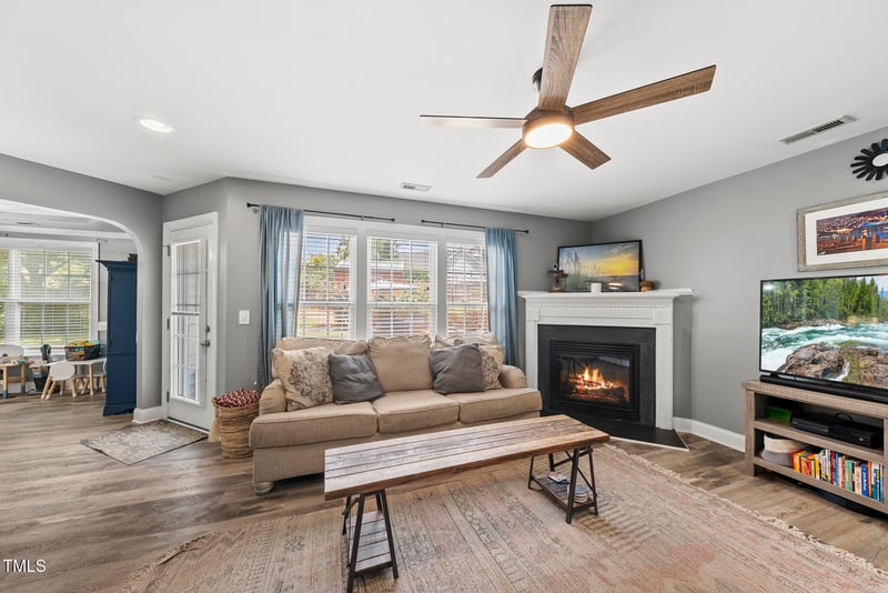 320 Braxman Ln, Holly Springs, NC 27540