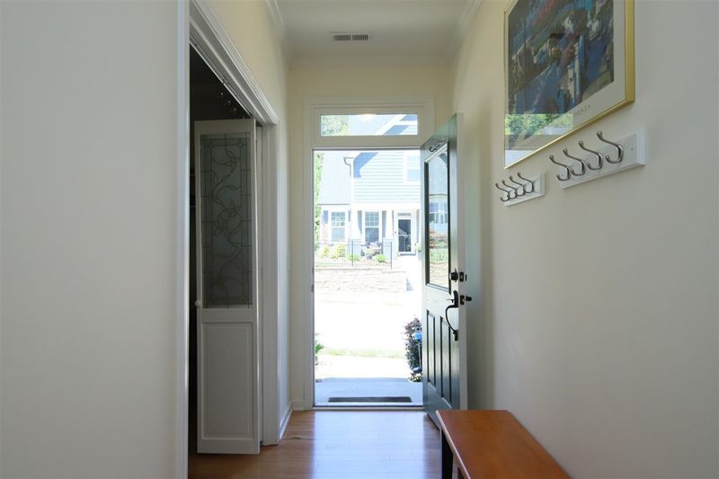 320 Bridge St, Hillsborough, NC 27278