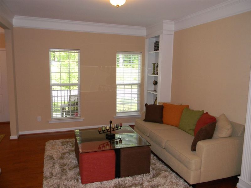 320 Callandale Ln, Durham, NC 27703