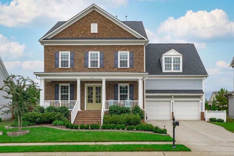 320 Canterwood Dr, Apex, NC 27539