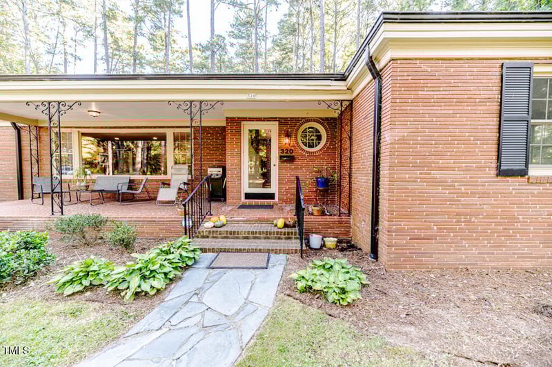 320 Carbonton Rd, Sanford, NC 27330