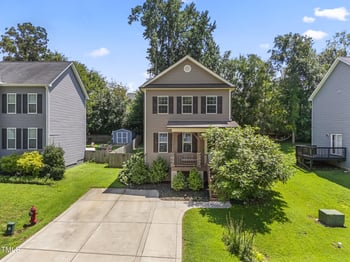 320 Chamberlain Dr, Clayton, NC 27527