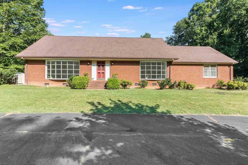 320 Continental Dr, Durham, NC 27712