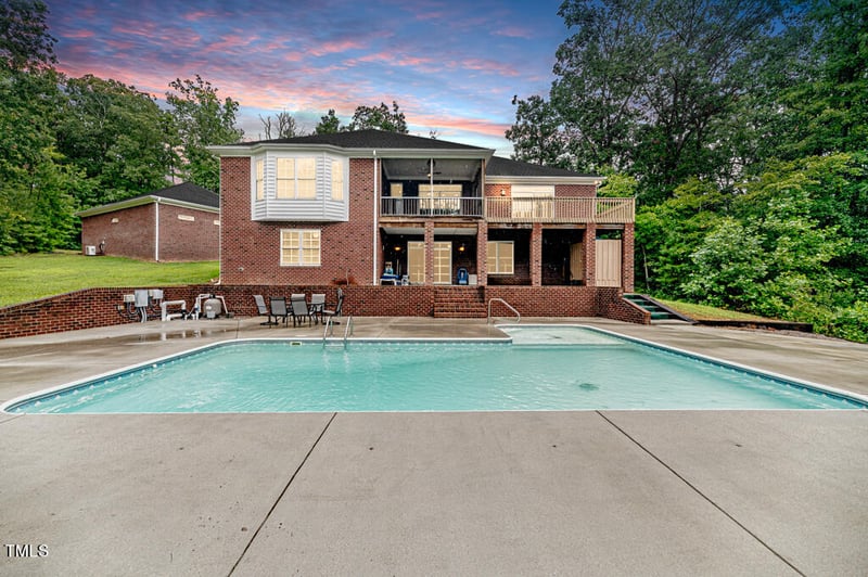 320 Copper Ridge Dr, Sanford, NC 27330