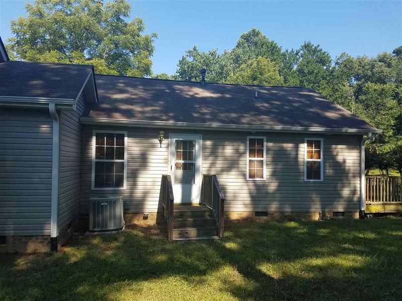 320 Cornelius St, Hillsborough, NC 27278