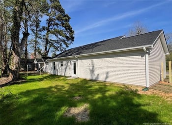 320 Currie Ct, Fayetteville, NC 28301