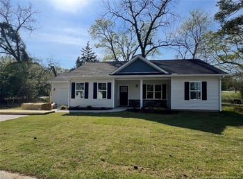 320 Currie Ct, Fayetteville, NC 28301