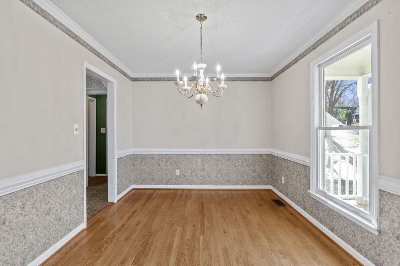 320 W Elm Ave, Holly Springs, NC 27540