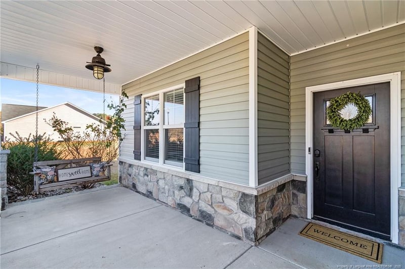 320 Fairfax Dr, Sanford, NC 27332