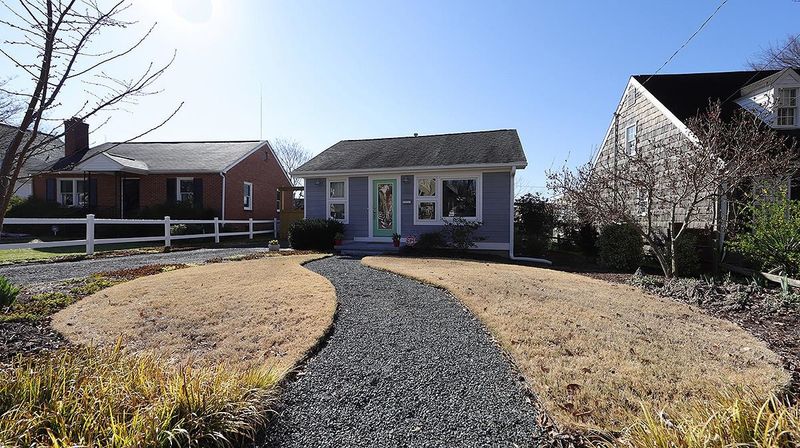 320 Georgetown Rd, Raleigh, NC 27608
