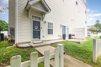 320 Gilman Ln #106, Raleigh, NC 27610