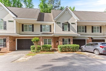 320 Glenburney Dr #104, Fayetteville, NC 28303