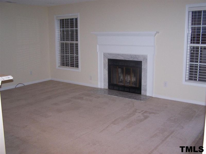 320 Glencoe Dr, Wake Forest, NC 27587