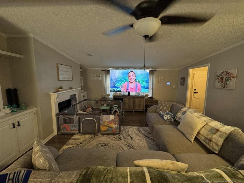 320 Grummen Rd, Hope Mills, NC 28348